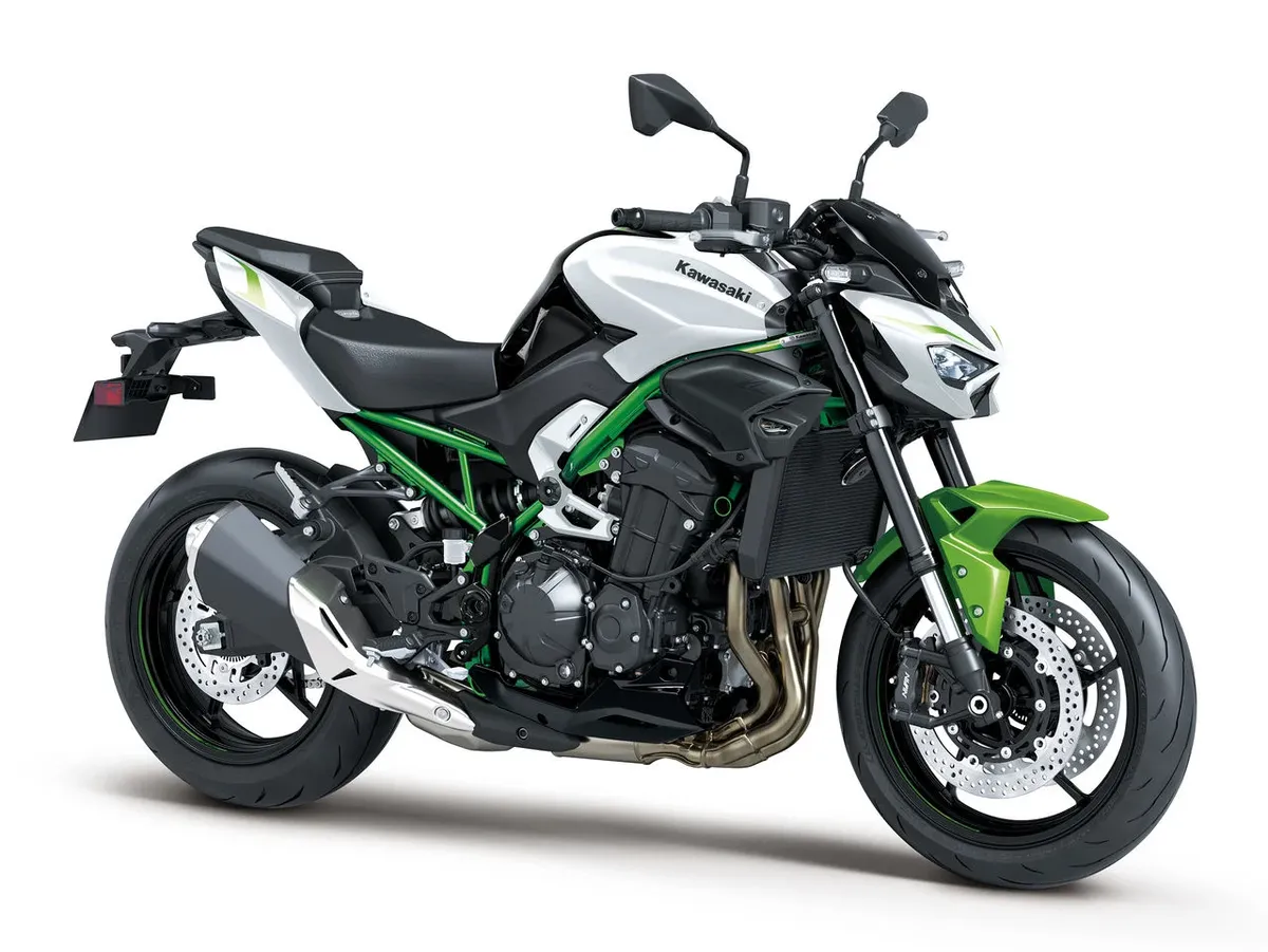Kawasaki Z650 S и Z900 получают три новых цвета для 2027 года — фото 2