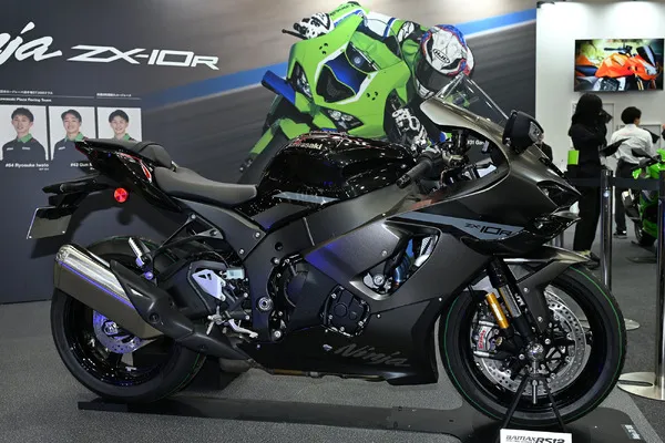 «Подобает истинному чемпиону»: новый суперспорт Kawasaki Ninja ZX-10R представлен на Токийском мотошоу 2026 — фото 2
