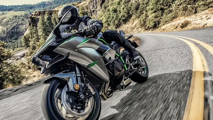 Kawasaki анонсирует новый Ninja H2