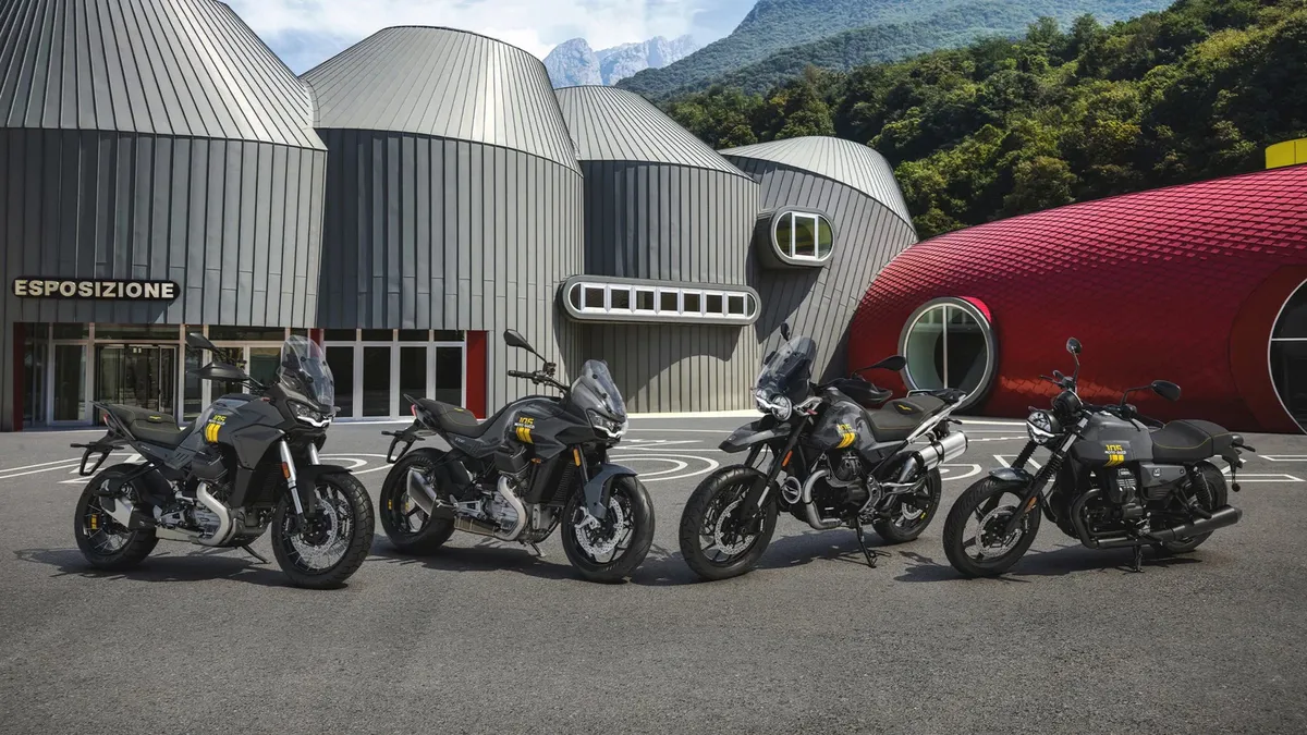 Moto Guzzi отмечает 105-летие специальной серией: Stelvio, V100 Mandello, V85 Strada и V7 Stone