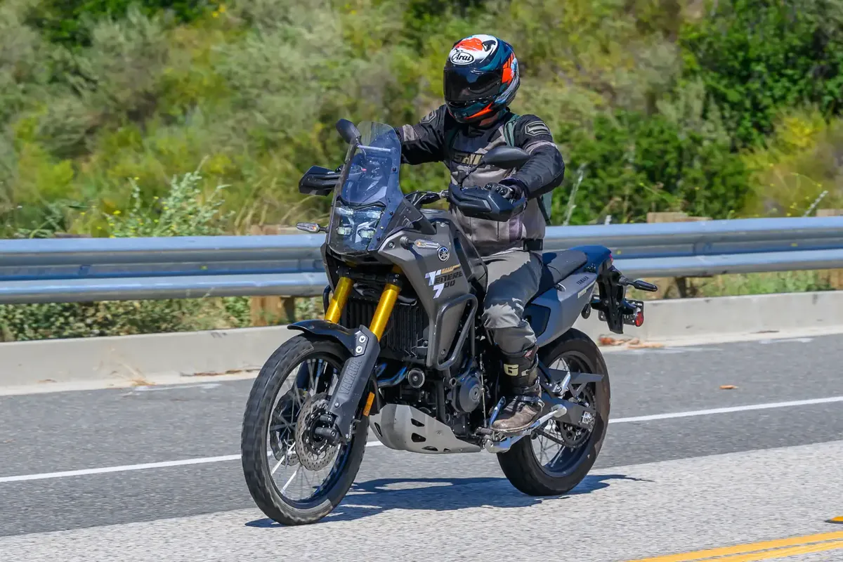 Обзор Yamaha Ténéré 700 Commuter 2026 года: городские приключения