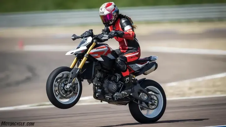 Плюсы и минусы: 2026 Ducati Hypermotard V2 SP — фото 3