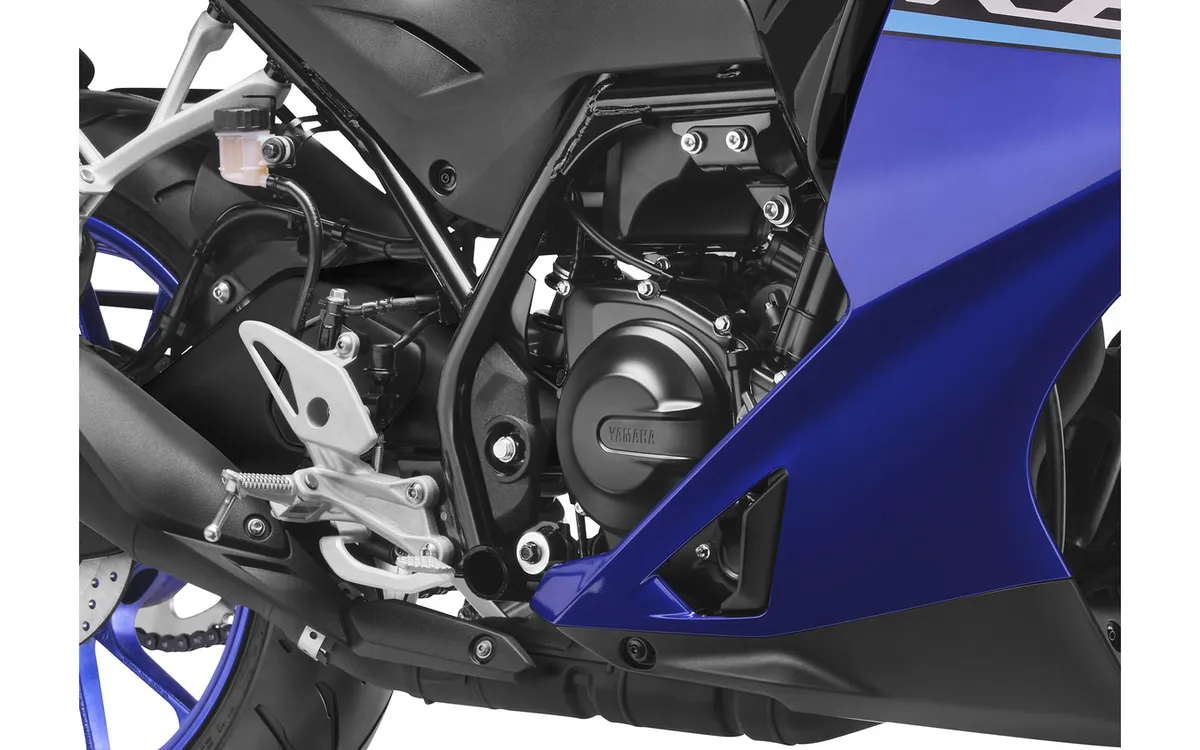 Yamaha представляет новый спортбайк YZF-R2 с двигателем 200 куб. см — старт продаж в Индии — фото 3