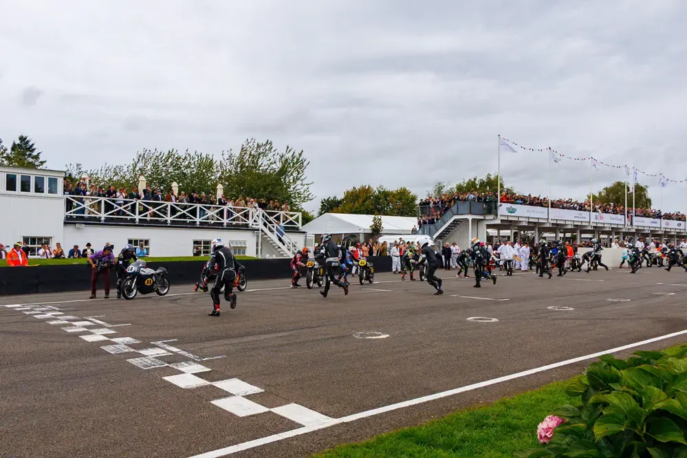 Майкл Данлоп и Трой Бейлисс возглавят звездный состав участников Goodwood Revival — фото 3