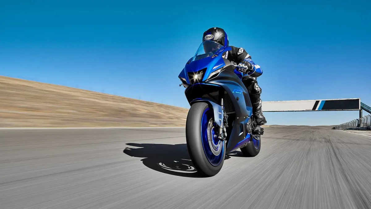 Yamaha R7 и MT-09 получили награды Red Dot Design Awards 2022 — фото 3