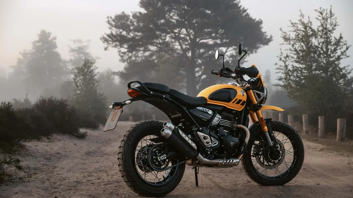 Triumph расширяет линейку 400-кубовых: представлен новый Scrambler 400 XC — фото 3