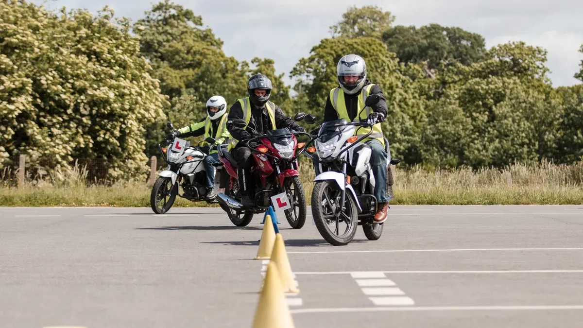 Phoenix Motorcycle Training запускает AI-коуча Rider Mindset для помощи ученикам-мотоциклистам
