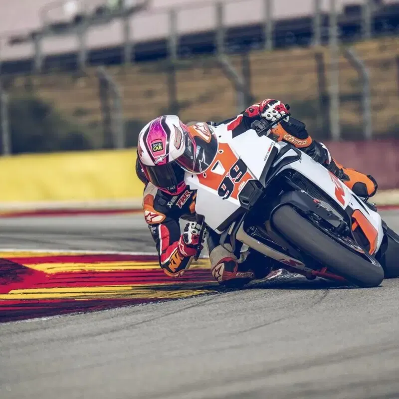 KTM расширяет семейство RC: появились младшие сёстры модели 990 — фото 2