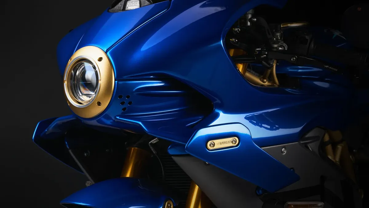 MV Agusta приостанавливает производство мотоциклов на фоне срыва сделки с CFMoto