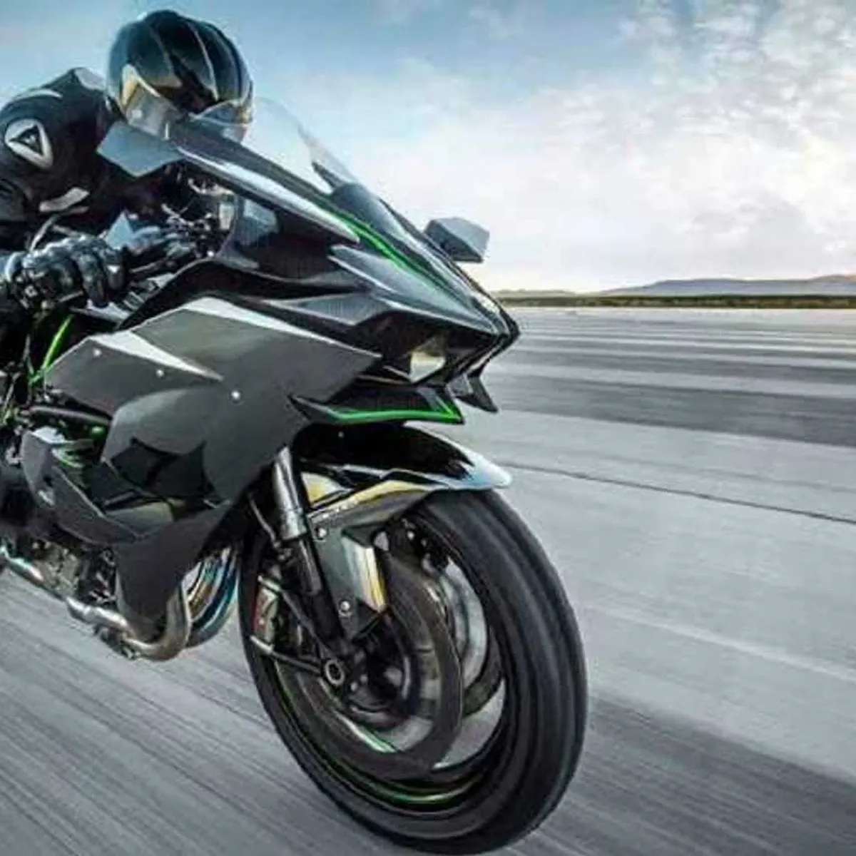 Kawasaki публикует первый тизер обновлённой суперзаряженной Ninja H2 — фото 3