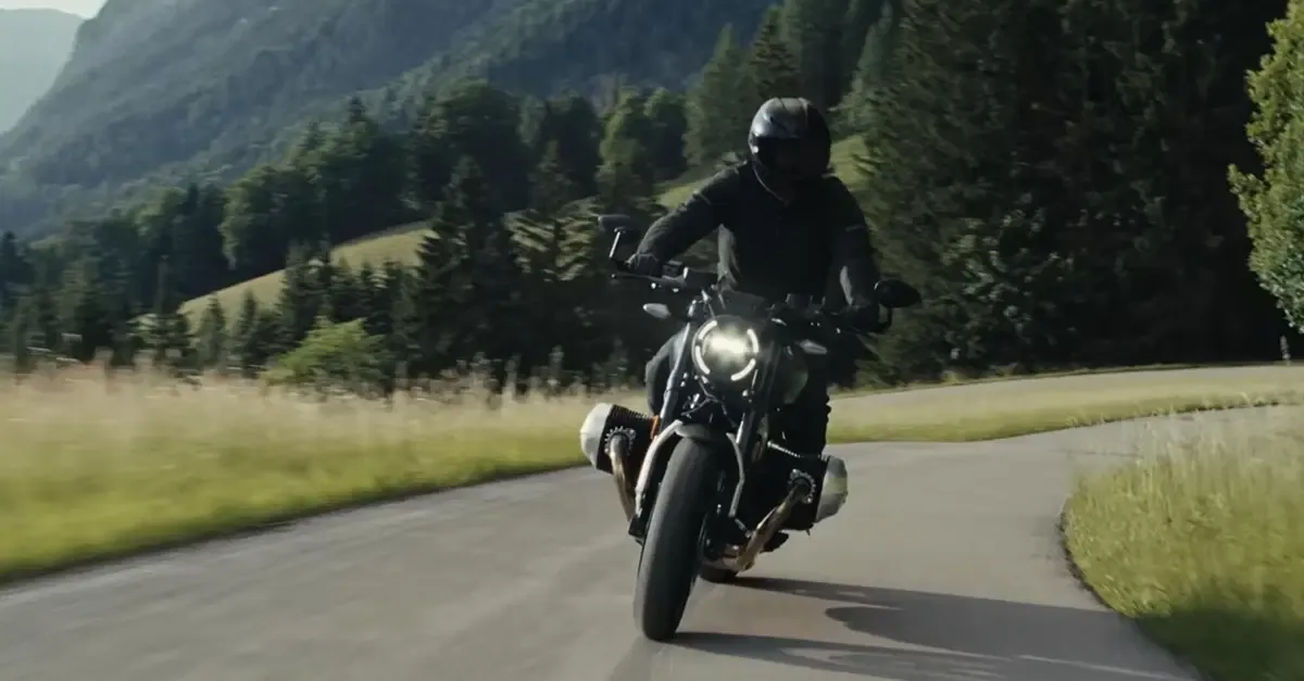 BMW R20: видео с Маркусом Флашем показывает почти серийную версию