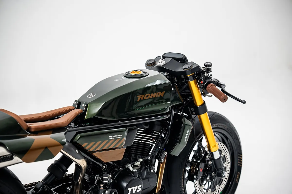 TVS Ronin Café Racer: патент на кафе-рейсер приближает серийное производство — фото 2