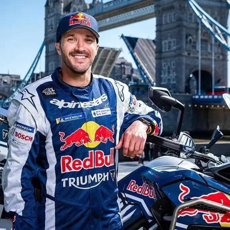 Sam Sunderland в кругосветном путешествии управляет будущей Triumph Tiger 1200 2027 модельного года — фото 3