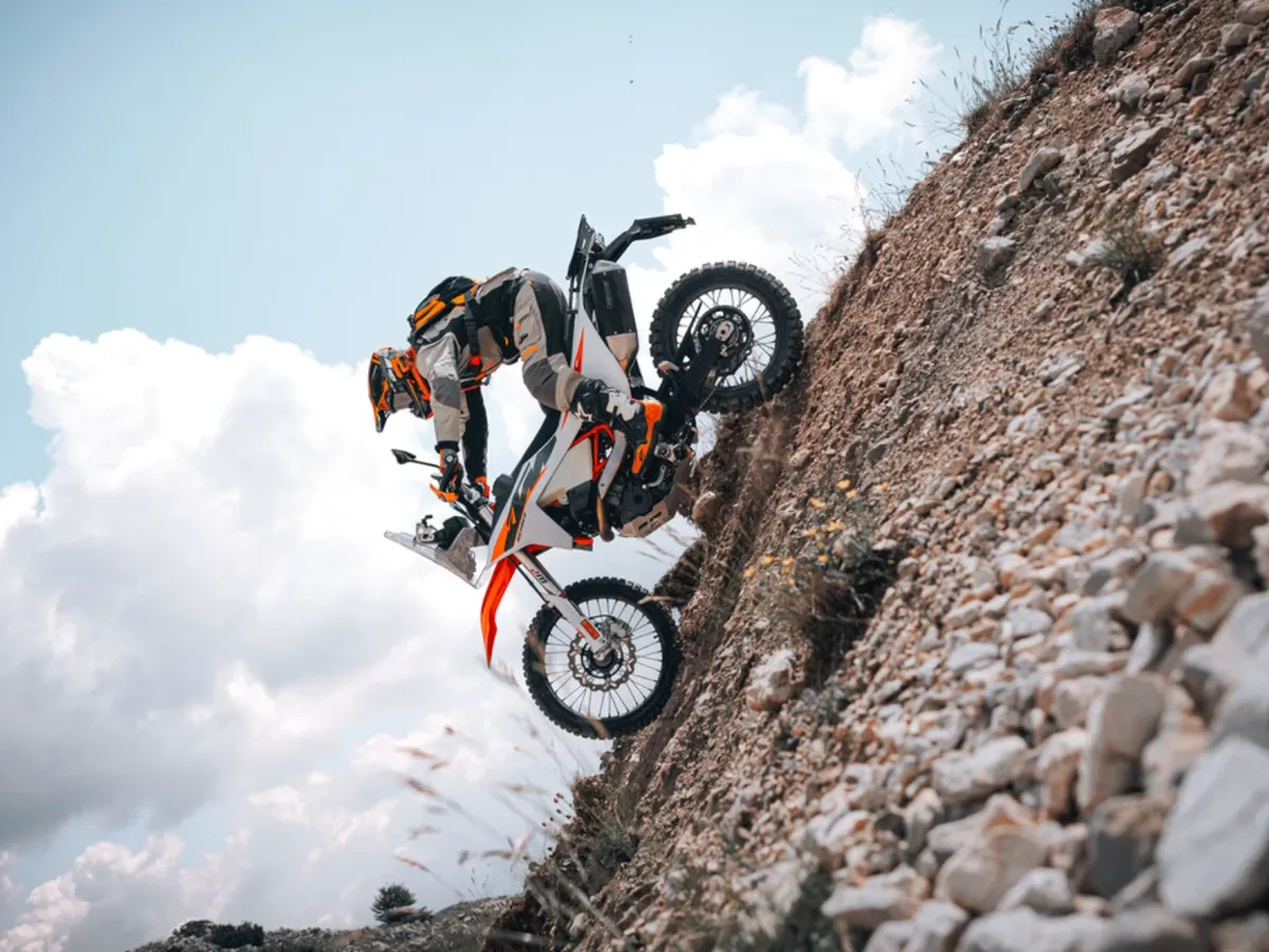 KTM анонсирует новый 690 Rally 2027 — фото 2