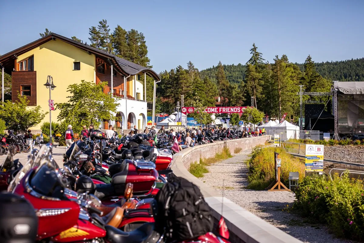 Indian Motorcycle подтверждает даты Indian Riders Fest 2027 после рекордной посещаемости — фото 2
