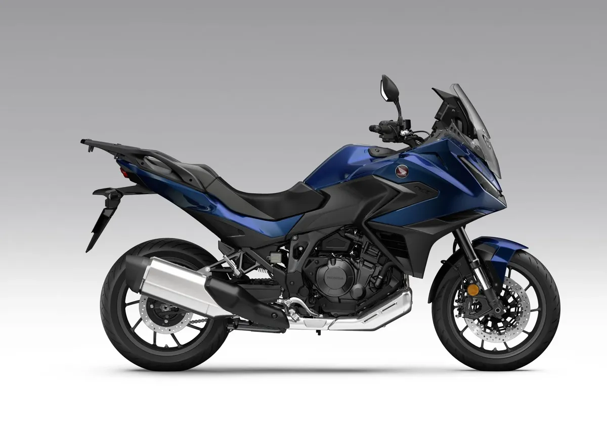 Honda NT1100 и NT1100 Electronic Suspension получили новые цвета — фото 2