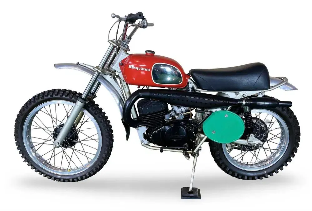 Husqvarna 250 Motocrosser Стива Маккуина снова выставлена на аукцион — фото 3