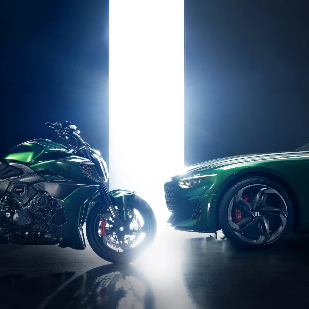Коллаборация Ducati и Bentley за $90 000 распродана. Готовится ли новая версия? — фото 2