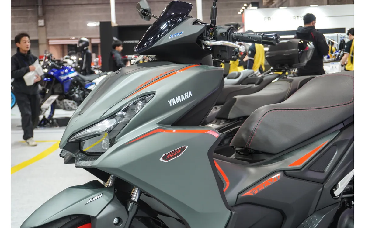 Yamaha представила новый скутер AEROX 155cc на мотор-шоу в Токио и Осаке — фото 3