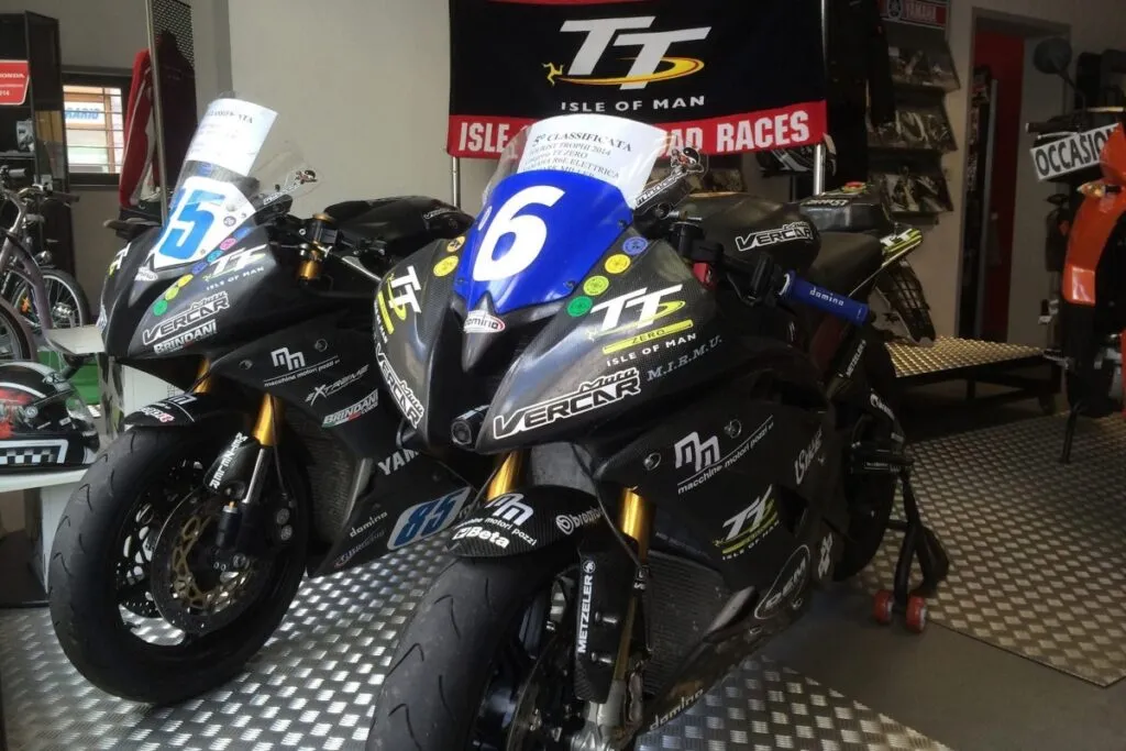 Полная конверсия: как Yamaha R6E стала электрическим гоночным мотоциклом — фото 2