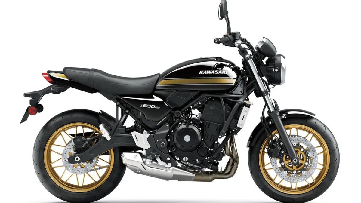 Kawasaki Versys 650 и 1100 доступны с бесплатным апгрейдом туристического комплекта