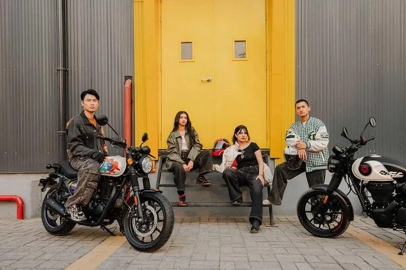 Нравятся ли вам эти расцветки Hunter 350? Дайте знать Royal Enfield, и, возможно... — фото 2