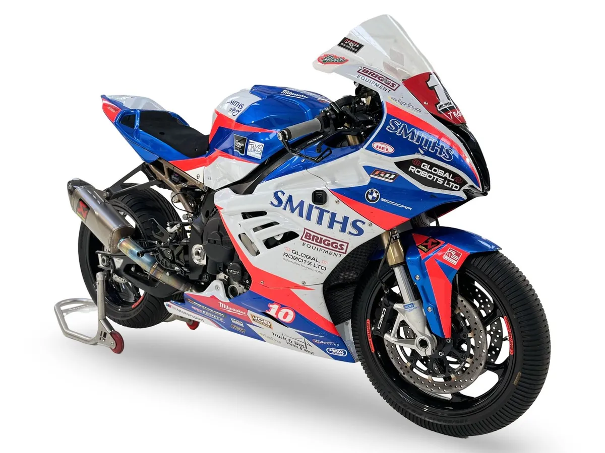 Мотоцикл Питера Хикмана, победителя Isle of Man TT, выставлен на аукцион