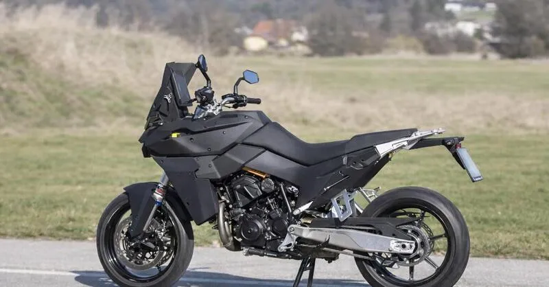 KTM готовит к выпуску 990 SMT: замечен на дорогах, дебют уже скоро — фото 4