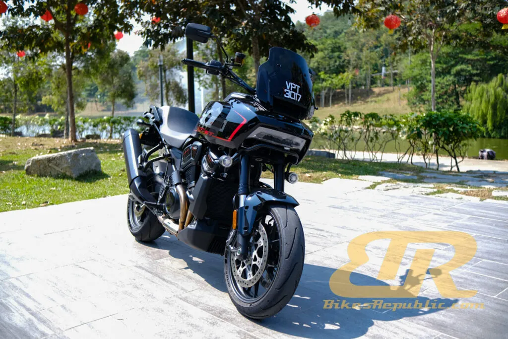 Harley-Davidson Pan America ST — лучший мотоцикл класса Sport Touring 2026 года — фото 2