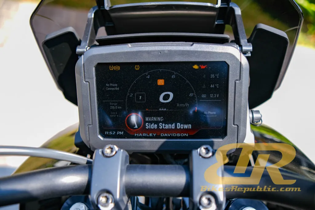 Harley-Davidson Pan America ST — лучший мотоцикл класса Sport Touring 2026 года — фото 4