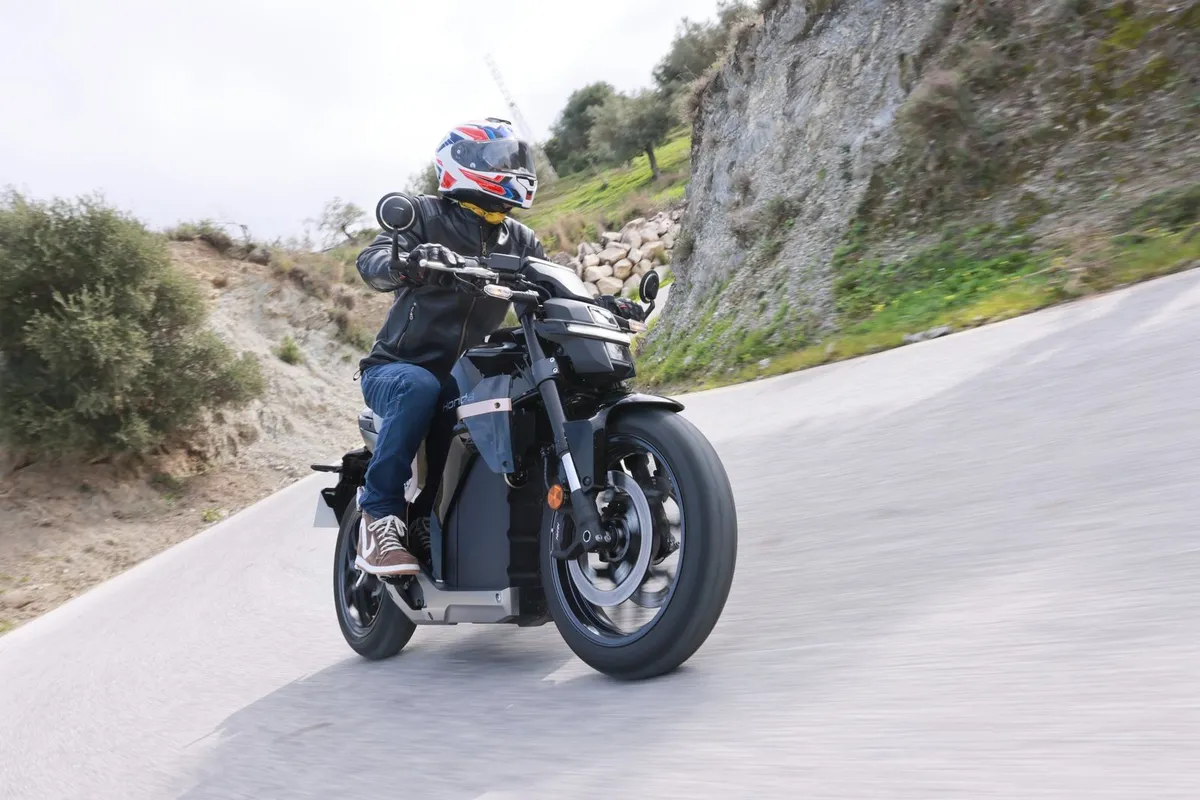 Honda WN7 получила престижную награду Red Dot в области промышленного дизайна — фото 2