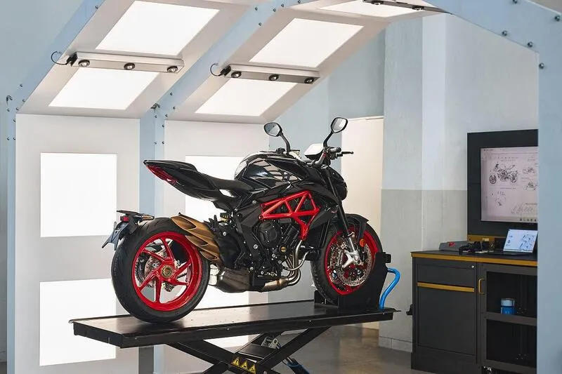 Новый цвет для Brutale 800! — фото 3