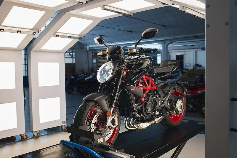 Новый цвет для Brutale 800! — фото 4