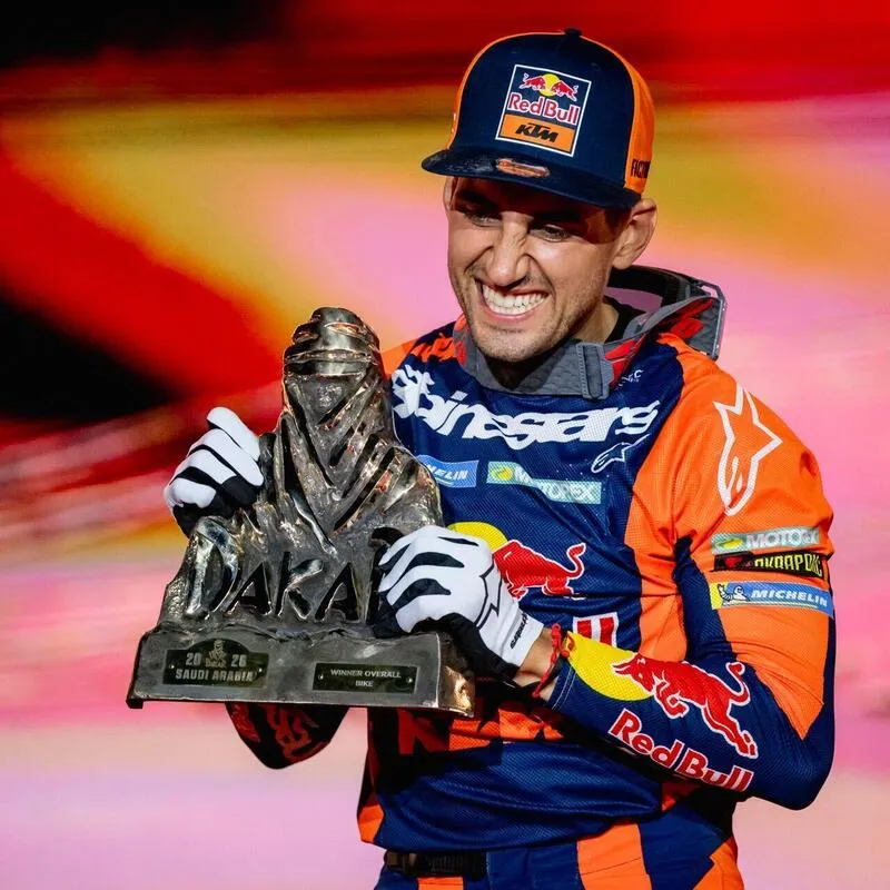 KTM 450 Rally Replica 2027: сколько стоит поселить пустыню в своём гараже — фото 2